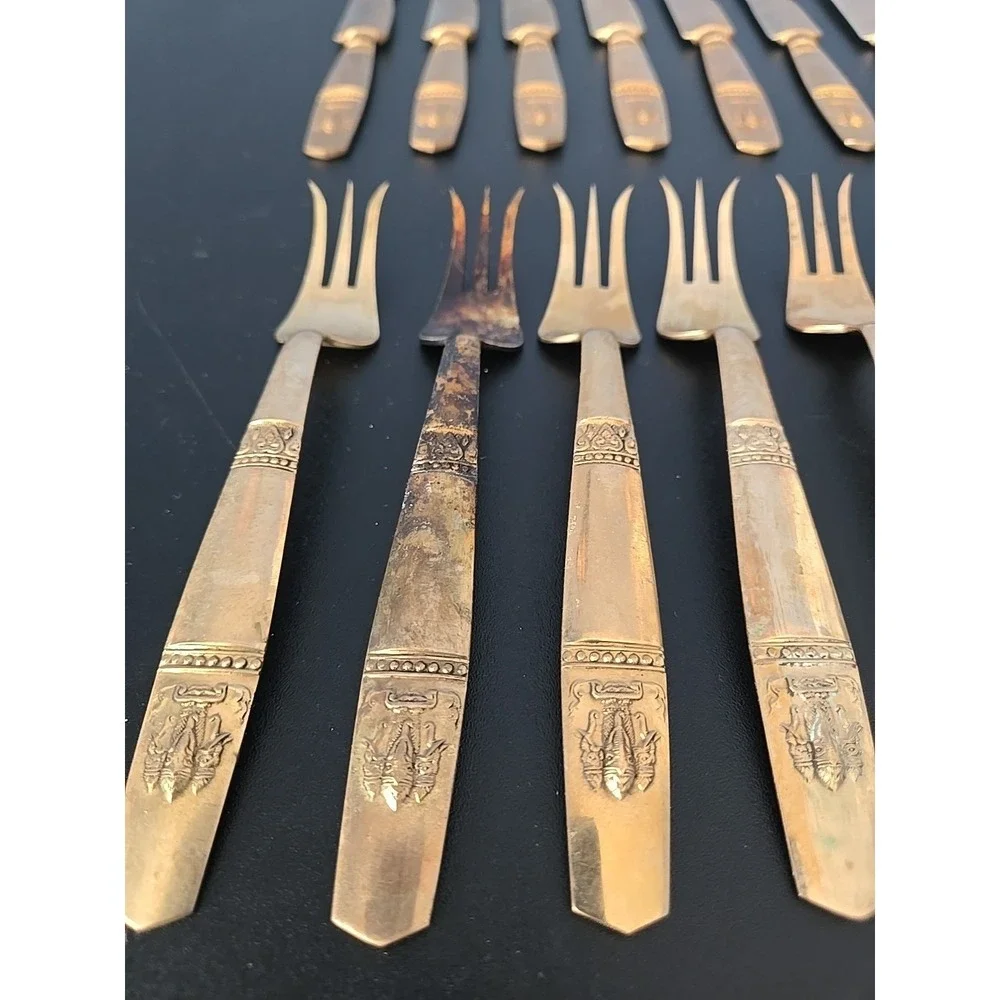 VTG James Quality Jewelers Bangkok Thailand Nickel‎ Bronze Flatware 20pc Set